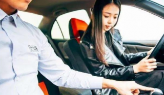 学车是不是容易爱上教练