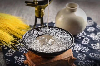 白酒和米酒是一样的吗