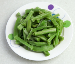 贡菜焯水几分钟熟