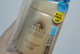 60ml防晒霜和60g一样多吗